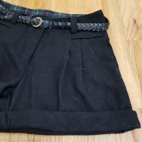 Korean Brand Black Winter Shorts Cuffed Shorts with braided belt Dress shorts - Picture 4 of 8